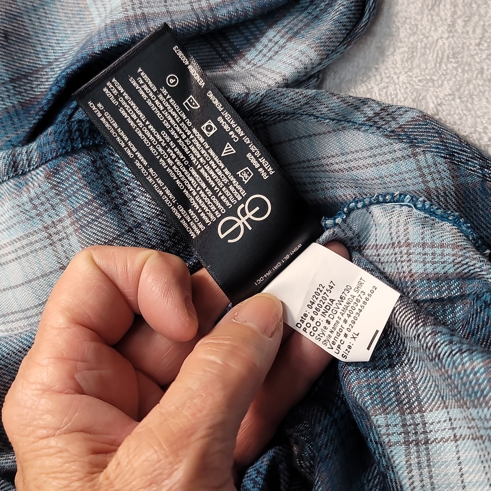 Gloria Vanderbilt Womens flannel shirt - Picture 10 of 11